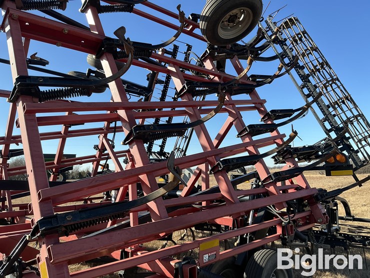 2012-case-ih-200-image-16