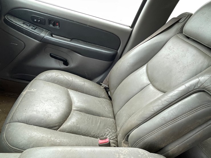 2003-gmc-yukon-xl-image-43