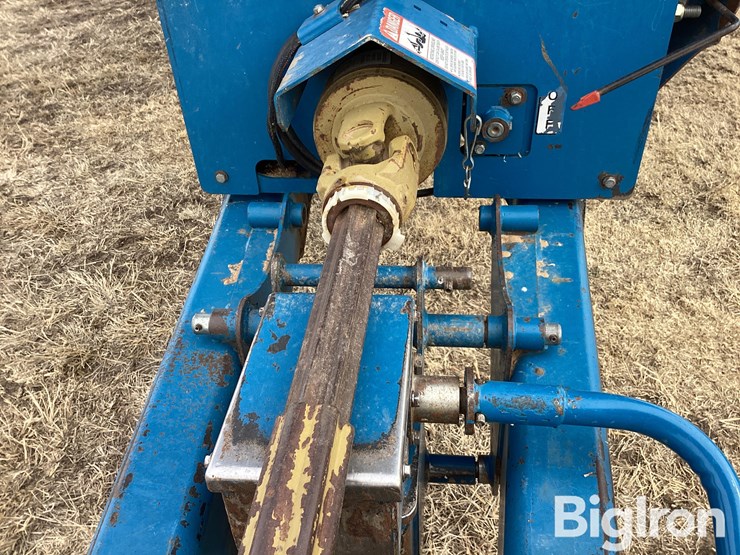 2005-kinze-1050-image-13