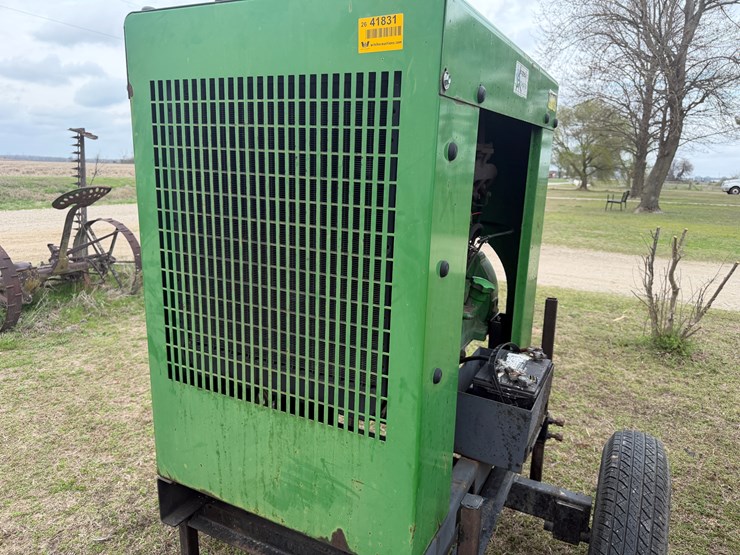 john-deere-4045t-image-10