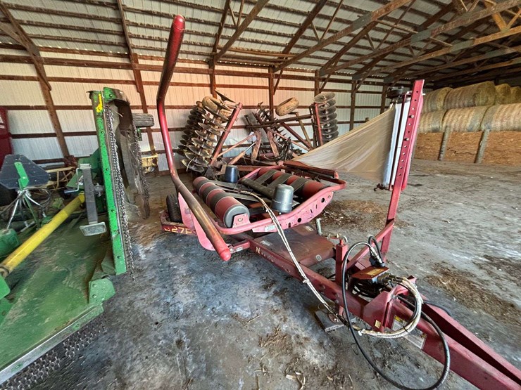 new-holland-b27p-image-5