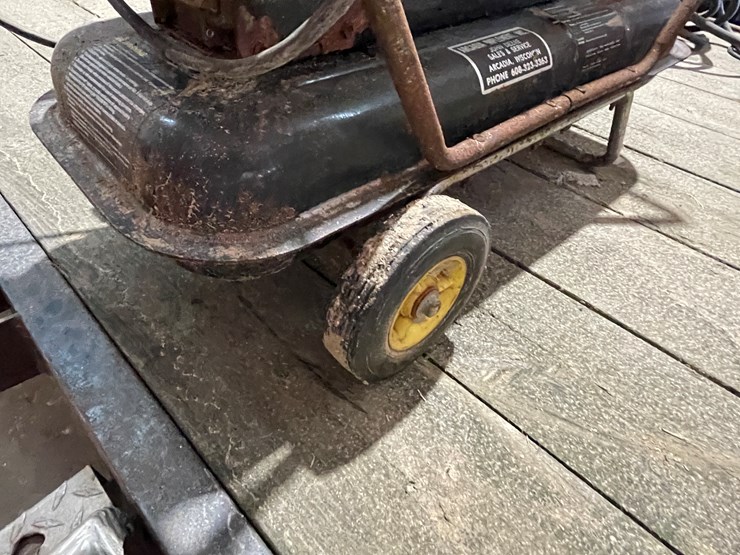 #7206-•-john-deere-torpedo-heater-image-16