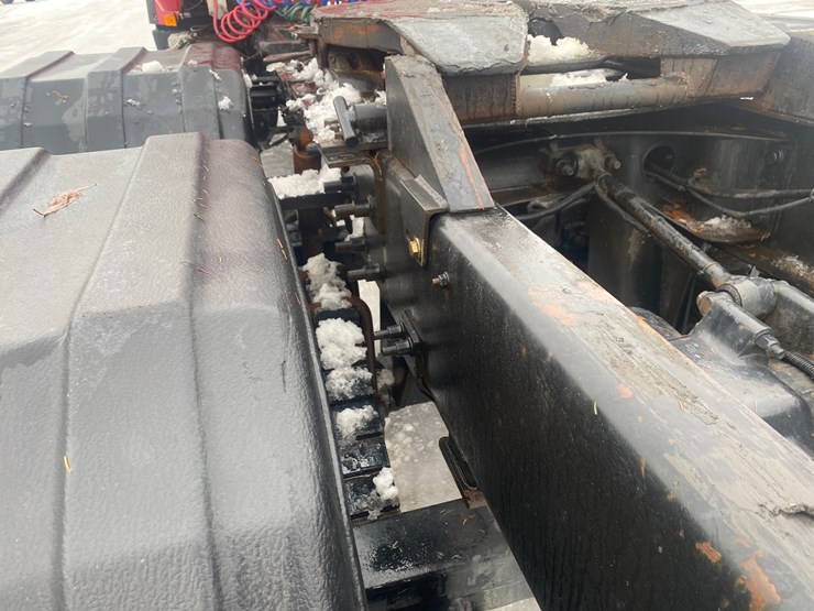 #1145-•-2009-mack-gu713-semi-tractor-(has-wi-title)-(mosinee,-wi)-image-64