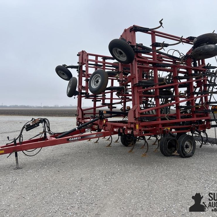 2012 CASE IH 200