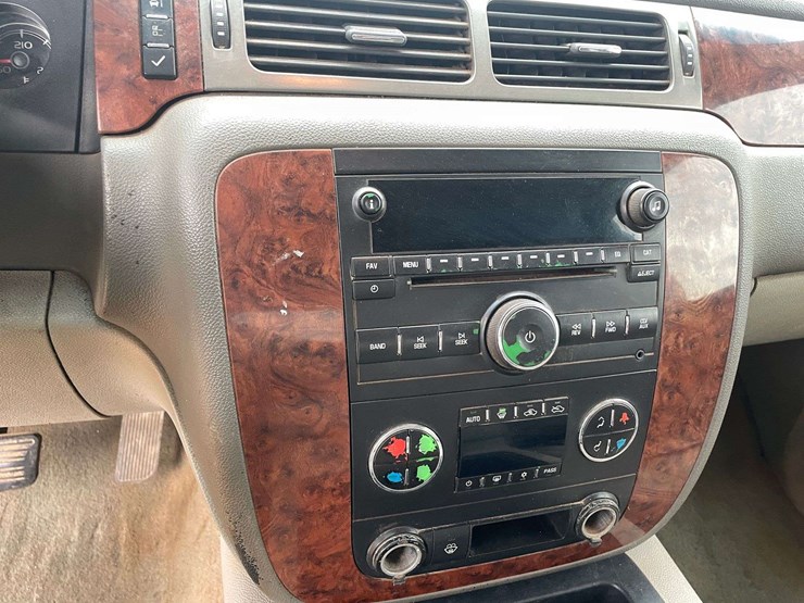 2008-chevrolet-silverado-3500-image-13