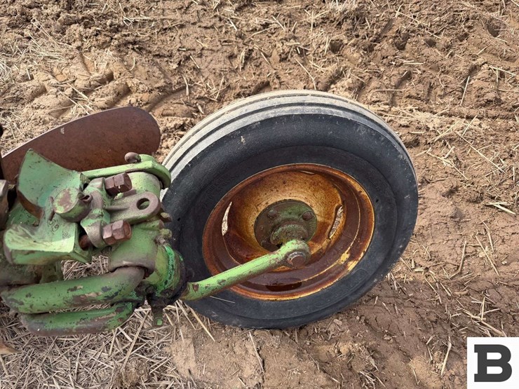 john-deere-5-image-13