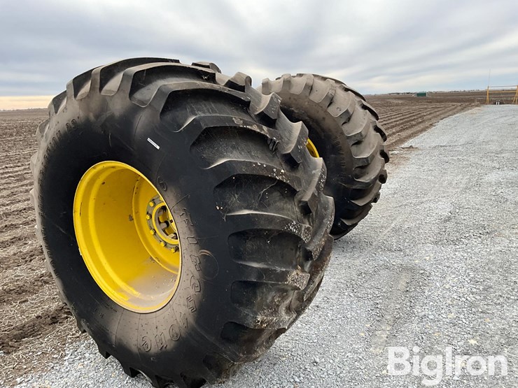 john-deere-10-image-2