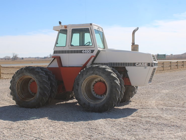 #1015-•-case-4490-tractor-image-9