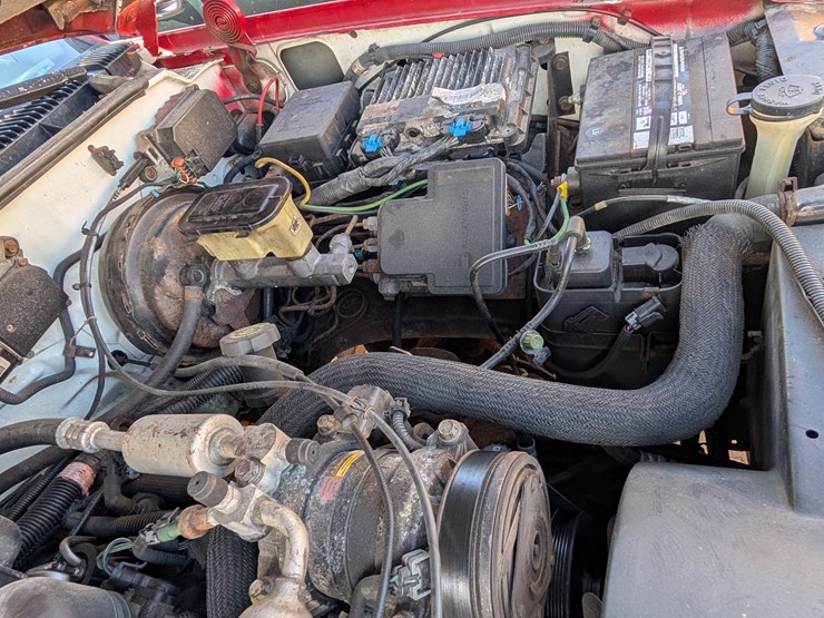 2000-chevrolet-2500-image-21