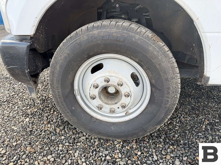 2019-ford-f350-image-15