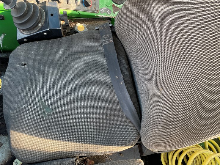 2005-deere-643j-image-42