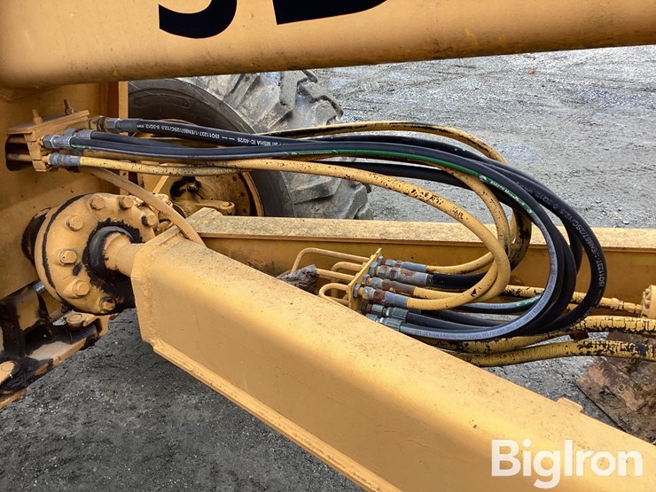 john-deere-670-image-11