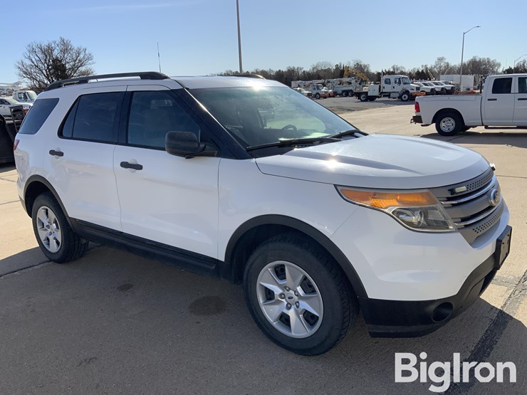 2013-ford-explorer-image-3