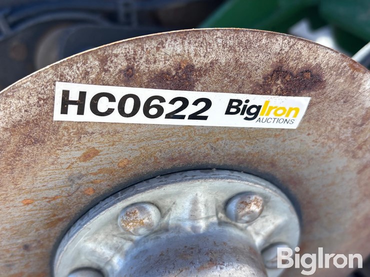 john-deere-rear-mount-disc-fertilizer-for-planter-image-19