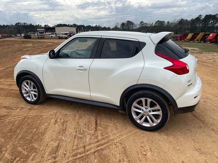 2011-nissan-juke-image-2