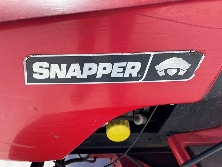 #14000-•-snapper-48"-riding-lawn-mower-(marenisco,-mi)-image-9