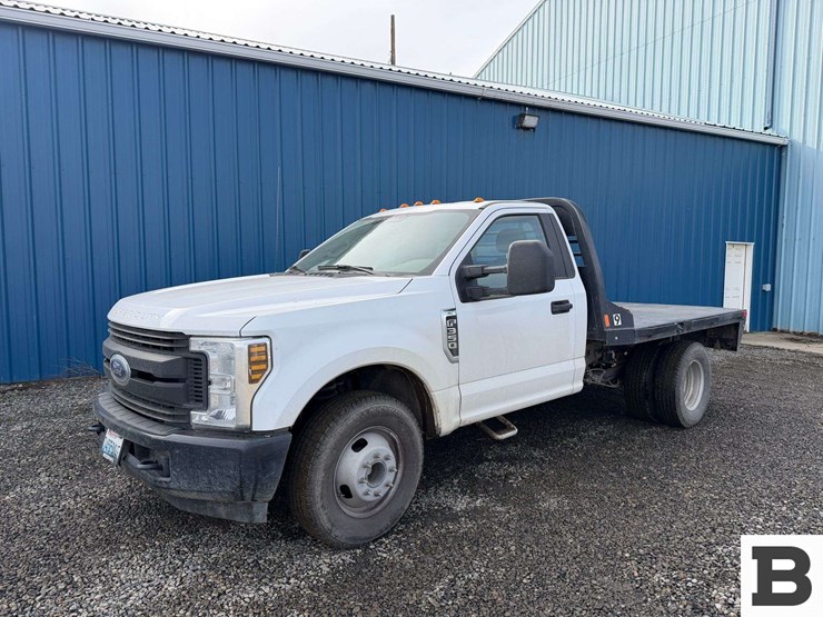 2019-ford-f350-image-2