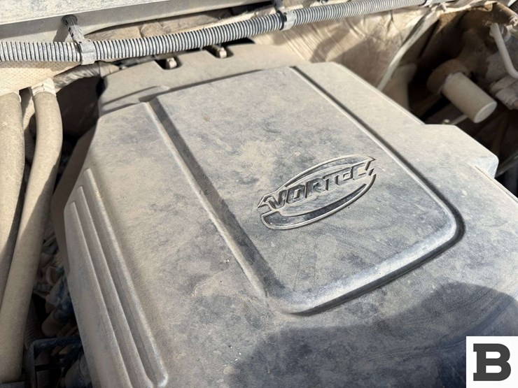 2017-chevrolet-silverado-3500-image-34