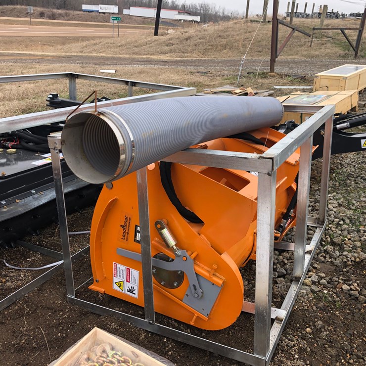 #19 • CONCRETE MIXER DOUBLE DISCHARGE