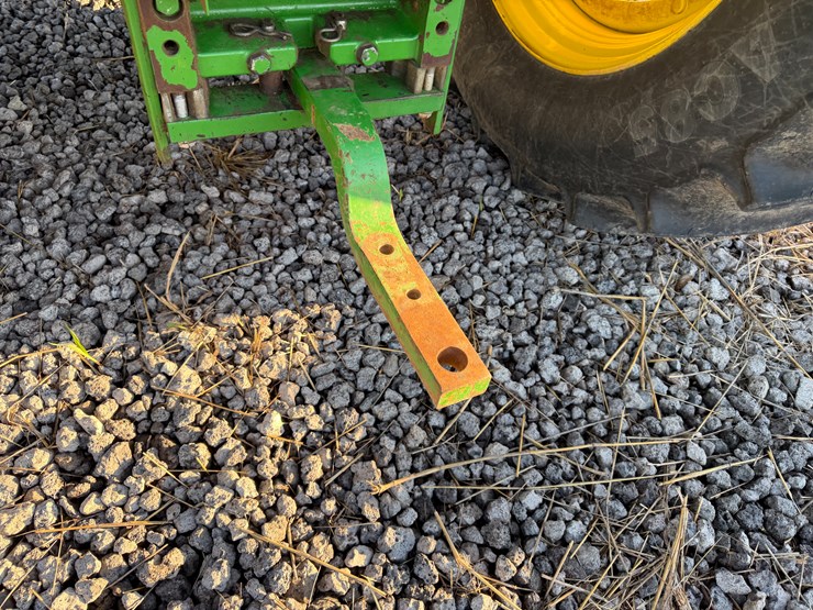 2017-john-deere-6120m-image-18