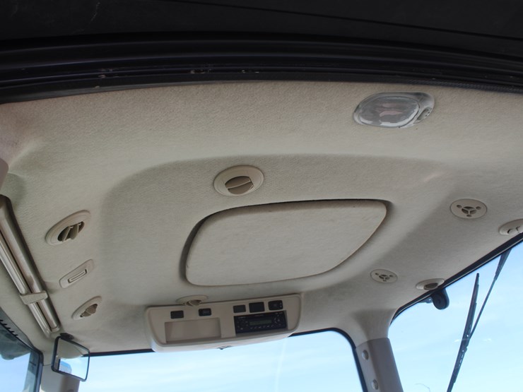 john-deere-8285r-image-70