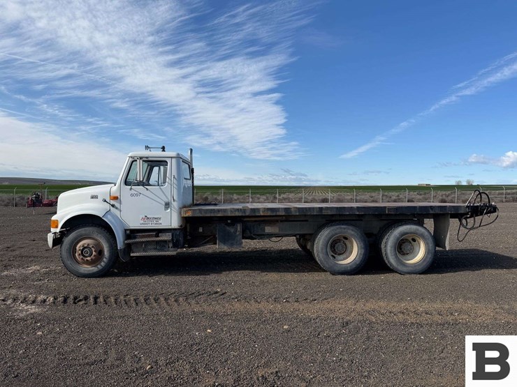 1998-international-4900-image-3