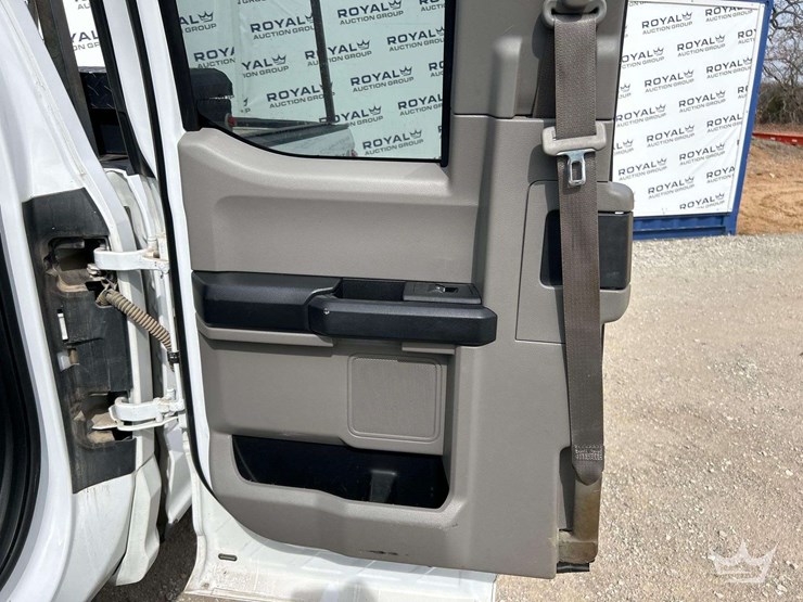 2018-ford-f250-image-21