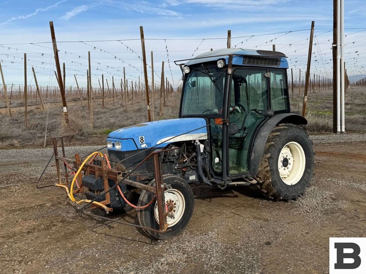 2008-new-holland-tn85fa-image-1