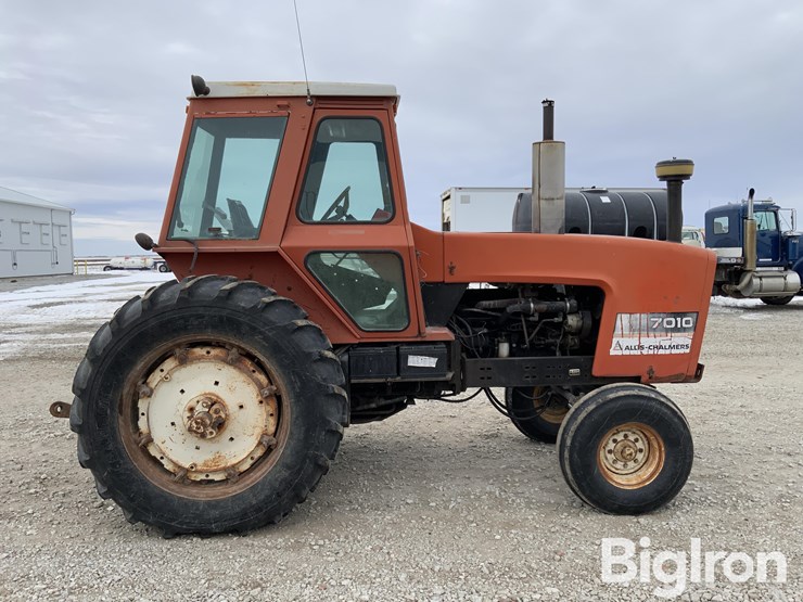 allis-chalmers-7010-image-4