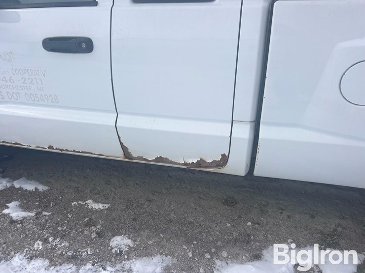 2006-dodge-dakota-image-12