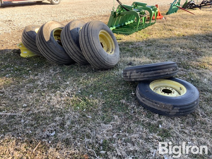 john-deere-6-image-1