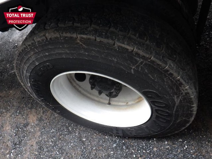 2022-kenworth-t270-image-11