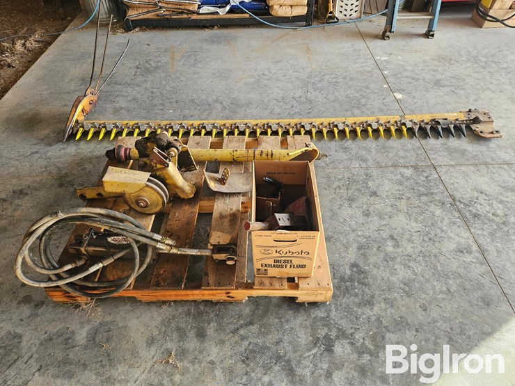 new-holland-456-image-1