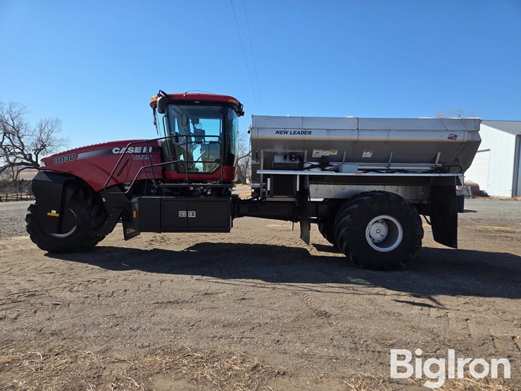 2012-case-ih-titan-3030-image-8