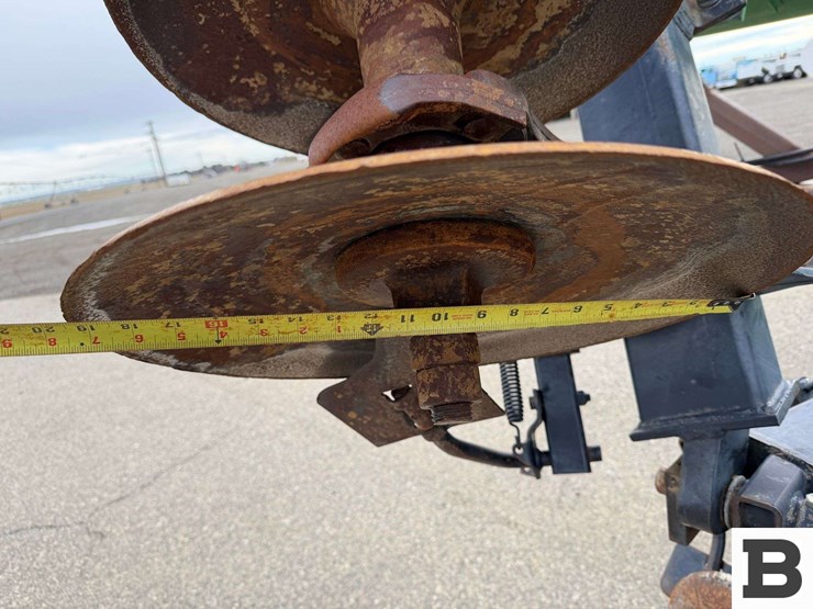 john-deere-650-image-32