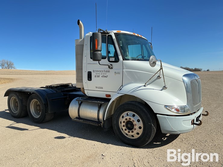 2006-international-8600-image-3