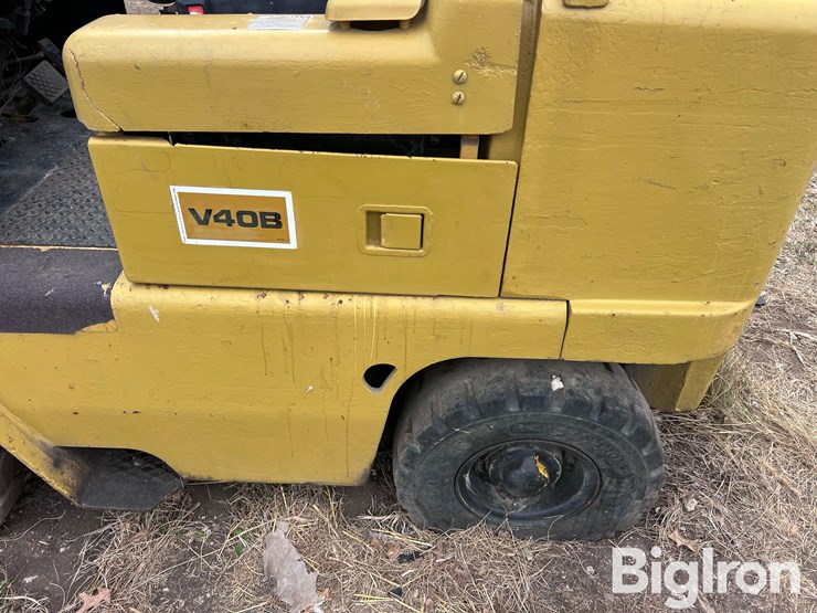 caterpillar-v40b-image-10