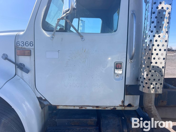 1992-international-4900-image-10