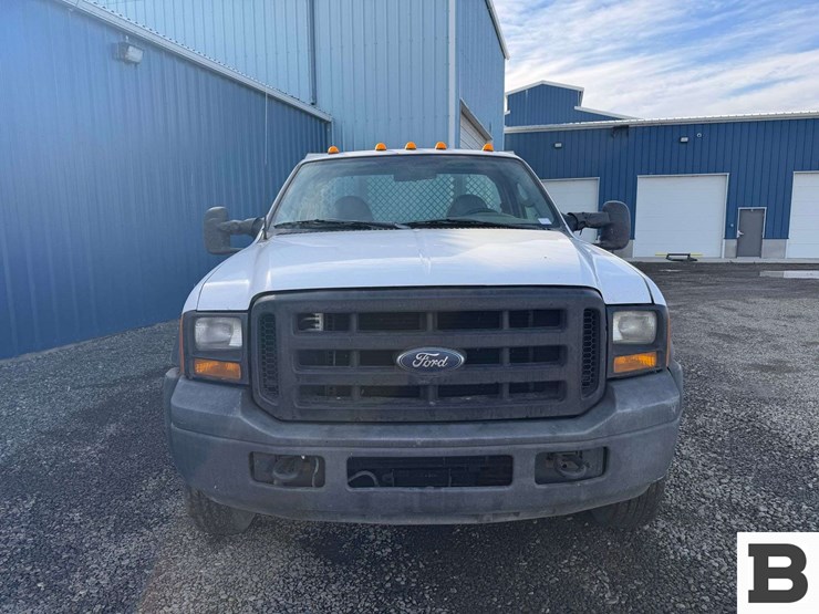 2006-ford-f450-image-8