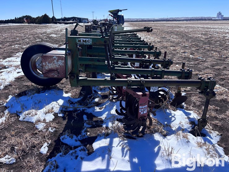 kmc-folding-3-pt-rolling-cultivator-image-8