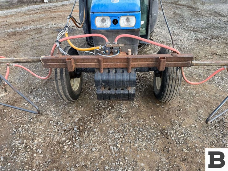 2008-new-holland-tn85fa-image-9