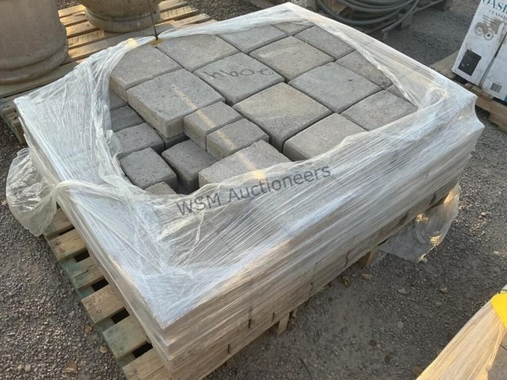 pallet-of-stone-pavers-image-3
