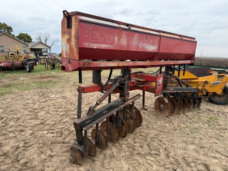 #41257-•-h&s-manufacturing-ls1440-levee-plow-w/-best-seeder-image-4