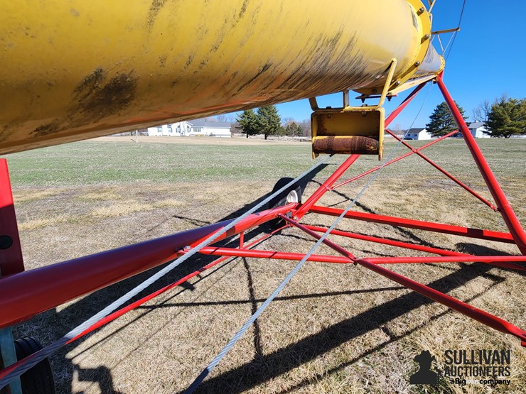 westfield-mk130-61-plus-13"x61'-swing-away-auger-image-13