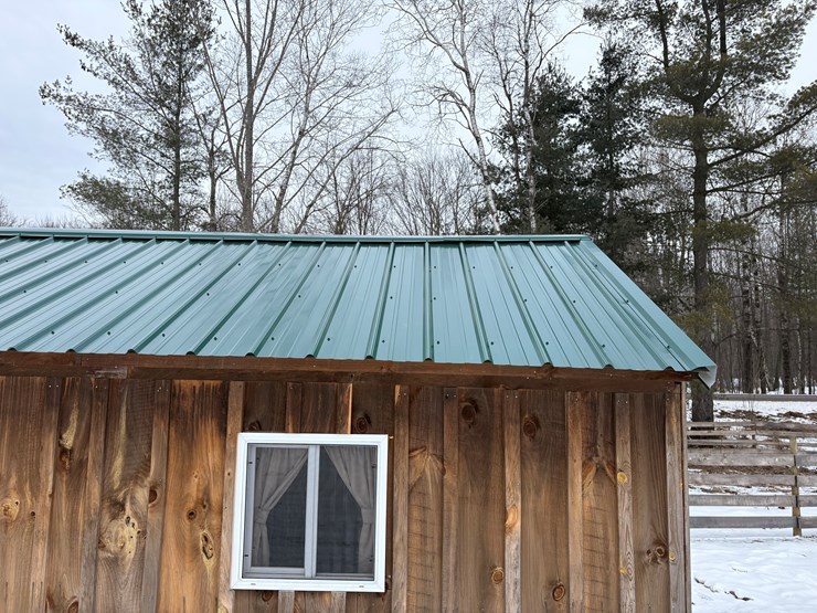 #1240-•-10'-x-22'-cabin-on-skids-(cornell,-wi)-image-7