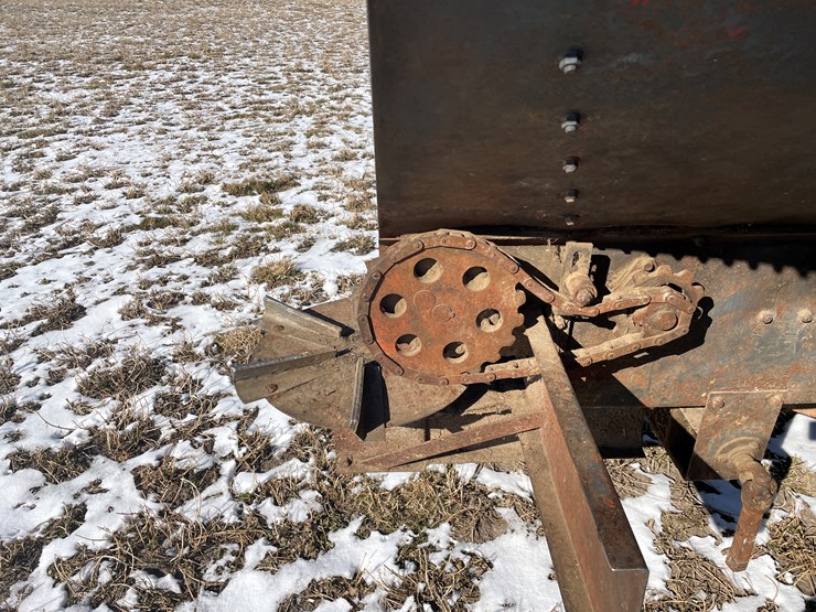 #3260-•-calhoun-fertilizer-spreader-image-11