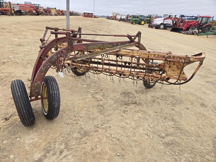 new-holland-256-image-1