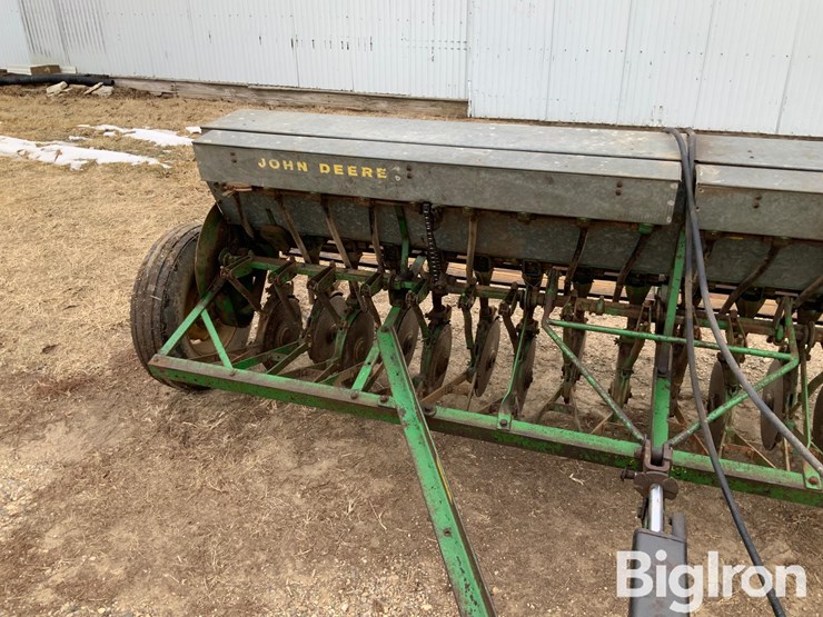 john-deere-b-image-10