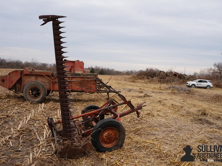 8'-sickle-bar-mower-on-cart-image-4