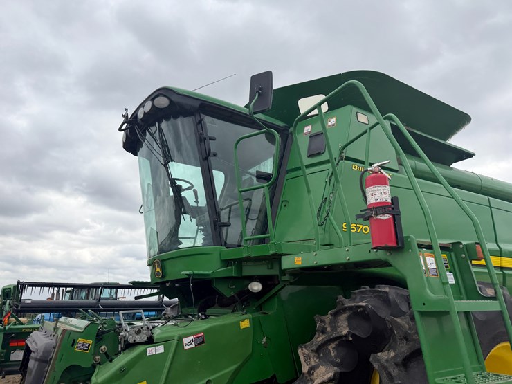 2009-john-deere-9670-sts-image-28